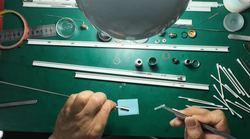 4 4